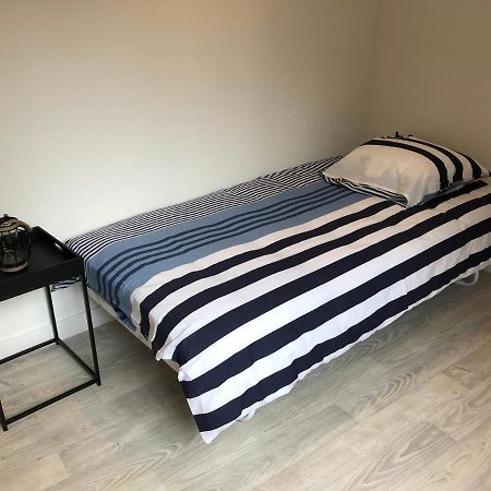 Apartamento L'étape de la Tour Grand-Fougeray Exterior foto