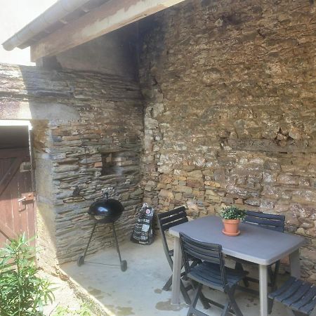 Apartamento L'étape de la Tour Grand-Fougeray Exterior foto