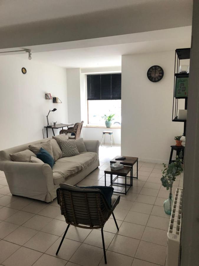 Apartamento L'étape de la Tour Grand-Fougeray Exterior foto
