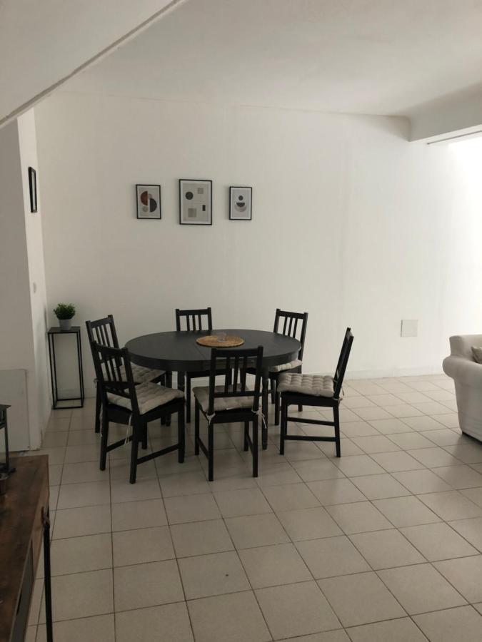 Apartamento L'étape de la Tour Grand-Fougeray Exterior foto